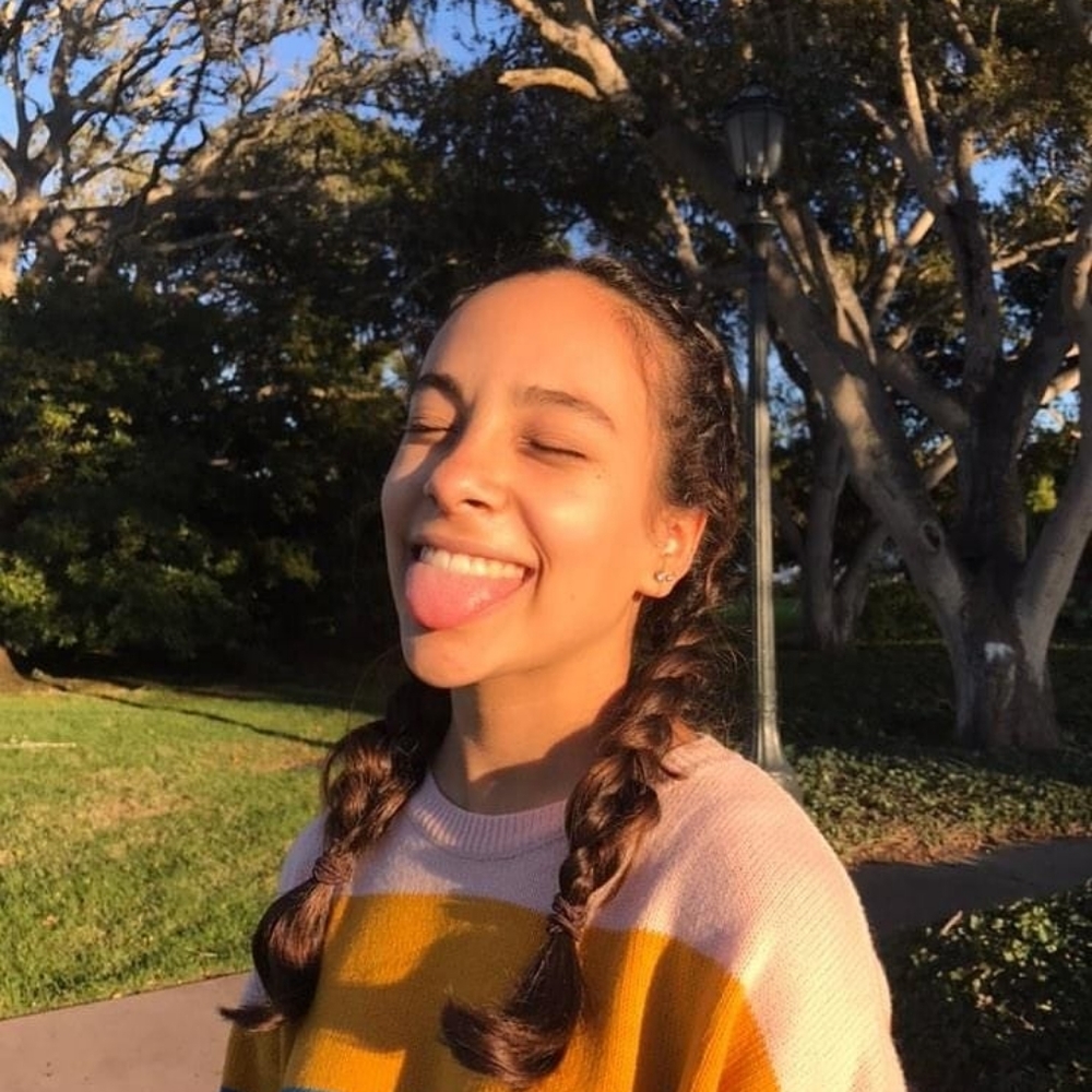 Meet your Posher, Isabella